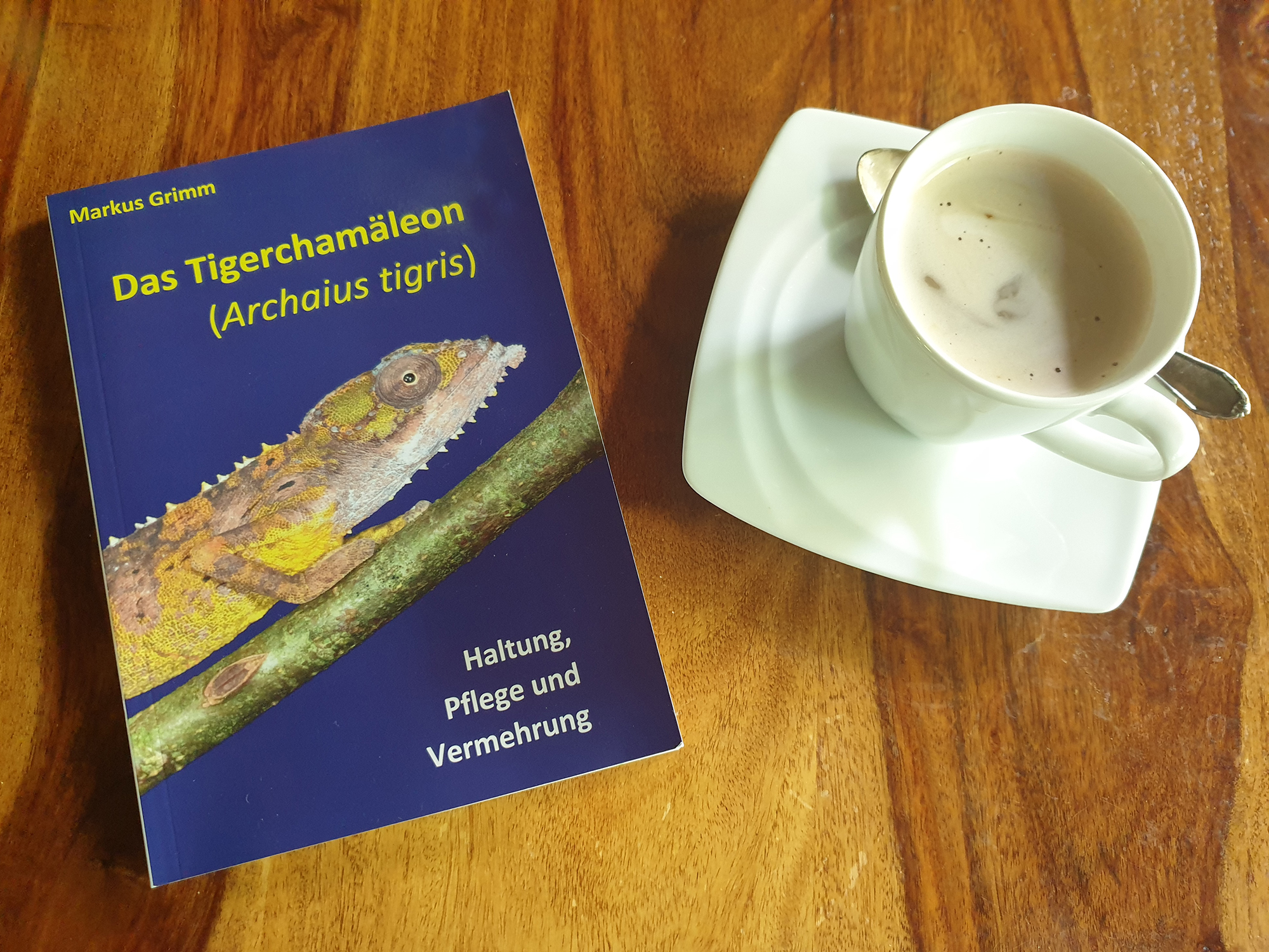 New publication: A book about the tiger chameleon